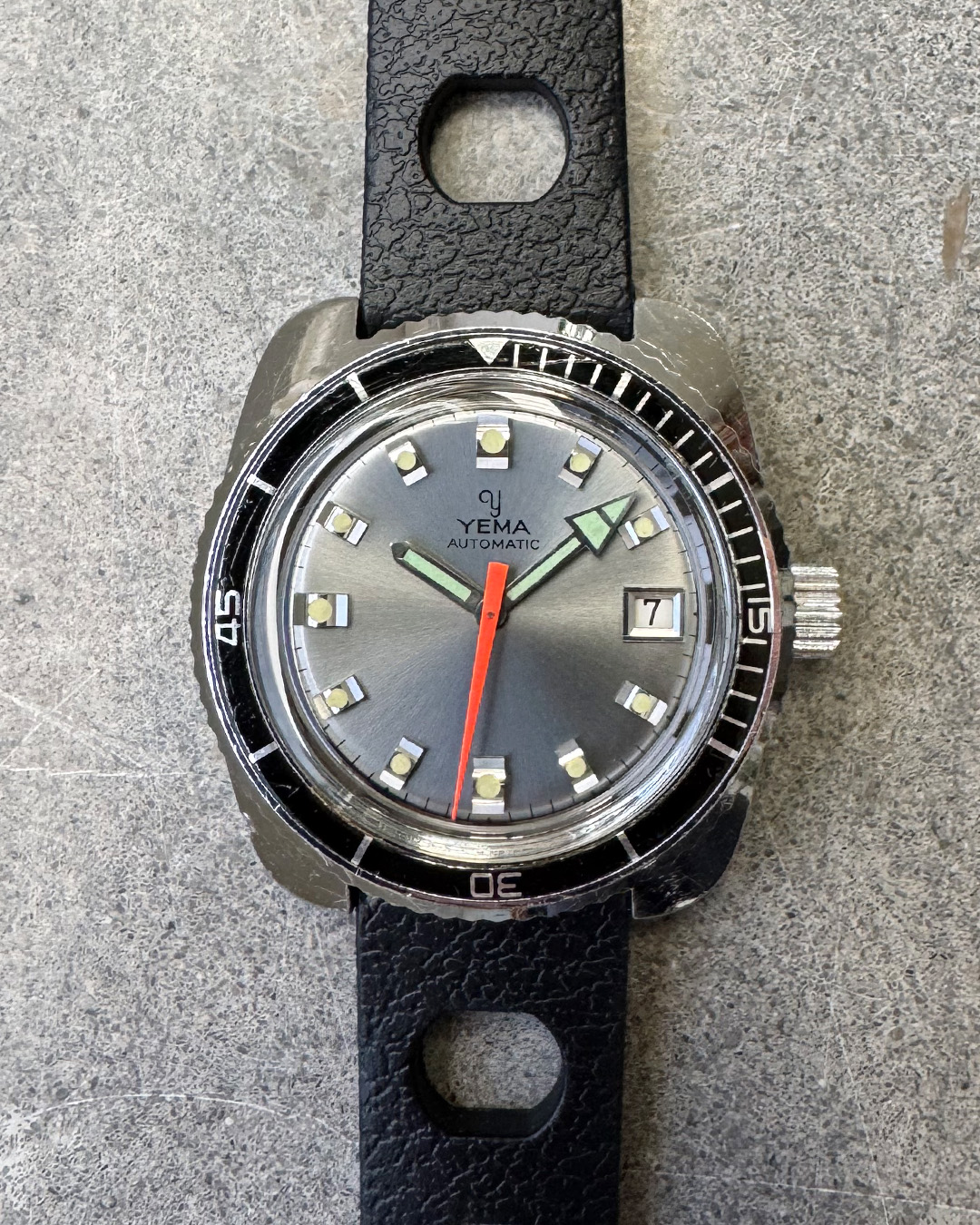 axengard_watches_g06